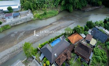 DISEWAKAN RUMAH DENGAN 3 KAMAR TIDUR DI SUKAWATI