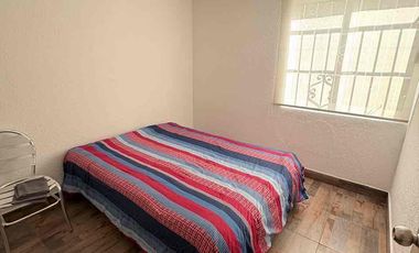 DEPARTAMENTO EN PB, AMUEBLADO. CERCA DE ESTACIÓN METEPEC DEL TREN INTERURBANO.