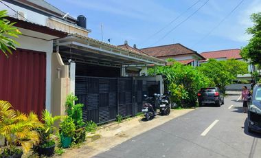 Rumah Cocok Untuk Kantor Full Furnish Disewakan, di Denpasar Barat