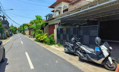 Rumah Cocok Untuk Kantor Full Furnish Disewakan, di Denpasar Barat