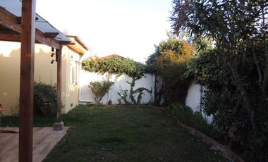 Se arrienda hermosa y acogedora casa hacienda el Peñón.