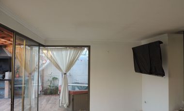 Se arrienda hermosa y acogedora casa hacienda el Peñón.
