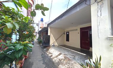 Disewakan rumah baru renovasi tidak berperabot di Duren Sawit Klender.