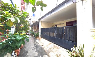 Disewakan rumah baru renovasi tidak berperabot di Duren Sawit Klender.