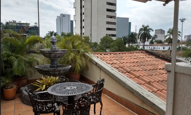 ALQUILO APARTAESTUDIO AMOBLADO CON TODO INCLUIDO