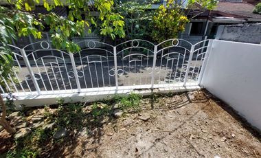 Y. DISEWAKAN RUMAH STRATEGIS SIAP HUNI DI ARCAMANIK ANTAPANI KOTA BANDUNG  UNTUK TEMPAT TINGGAL ATAU KANTOR