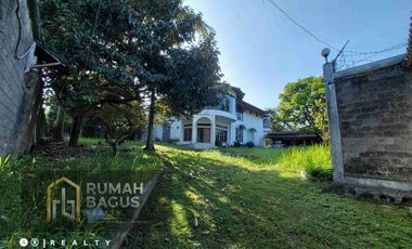 rumah hitung tanah lokasi prime di main road dago bandung kota