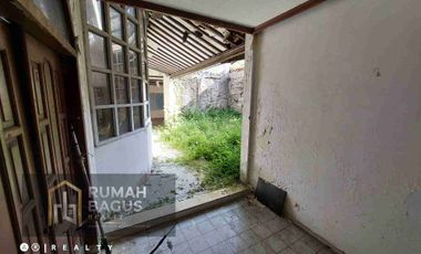 rumah hitung tanah lokasi prime di main road dago bandung kota