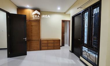 Rumah Cluster 2 Lantai Disewakan di Solo Barat Colomadu Dekat De Tjolomadoe