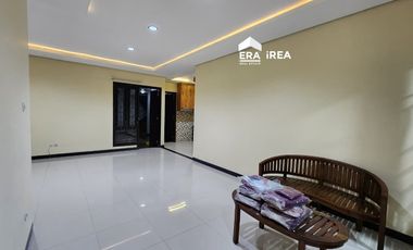 Rumah Cluster 2 Lantai Disewakan di Solo Barat Colomadu Dekat De Tjolomadoe