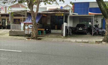 Dijual rumah gudang di mainroad Katamso dekat Pahlawan nego sampai jadi