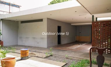 Disewakan Ruang Usaha Siap Pakai Cocok untuk Cafe Lokasi di Mainroad Sayap Riau Bandung