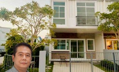 For rent / sale 2-storey townhouse (corner plot) in the Villaggio Suksawat-Prachauthit Concept: SCANDINAVIAN HARBOUR CHARM, the first project on Suk S