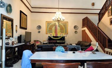 rumah bagus 2 lantai luas besar siap huni cigadung bandung