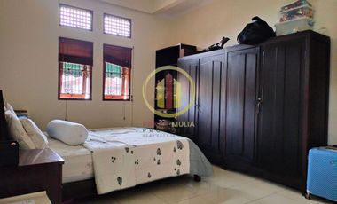 rumah bagus 2 lantai luas besar siap huni cigadung bandung