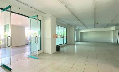 Peluang Emas! Kios Usaha di Apartemen Riverside Area Ramai Lalu Lalang