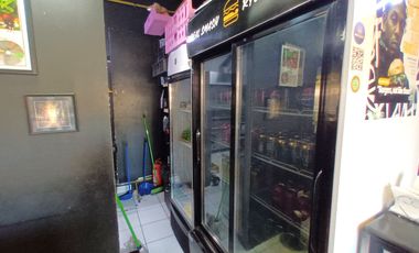 ARRIENDO Local comercial de 28 m2 en Strip center, Metro Cerro Blanco