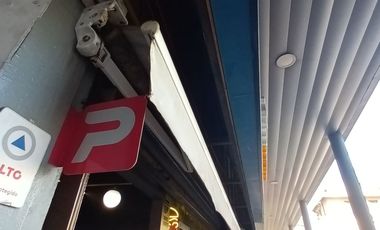 ARRIENDO Local comercial de 28 m2 en Strip center, Metro Cerro Blanco