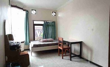 RUMAH KOS SIGURA GURA MURAH HITUNG TANAH 2 LANTAI DEKAT UB