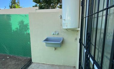 ALQUILER  DPTO DOS AMBIENTES CON PATIO