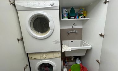 Alquilo exclusivo departamenti amoblado con jardín y terraza en primer piso
