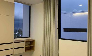 Departamento en Renta a Estrenar en Cumbayá, Auqui Chico – 3 Dormitorios, 2 Parqueaderos, Frente a Plaza Auky
