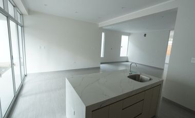 VENTA CASA ESTRENO EN TARAPOTO