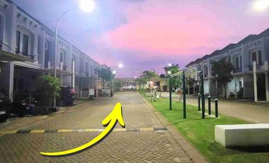 DIJUAL RUMAH SIAP HUNI FULL TUTUP BELAKANG