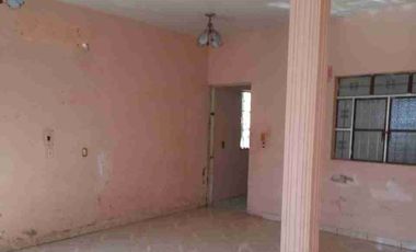 SE VENDE CASA DE 7 HABITACIONES Y 595 METROS DE TERRENO,IDEAL PARA INVERSIÓN