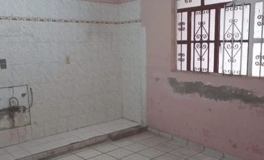 VENTA DE PROPIEDAD EN COLONIA LA CAPILLA, ACAPONETA, NAYARIT