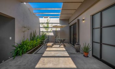Impresionante residencia con potencial de ingreso!