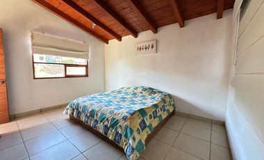 CASA EN RENTA VALLE DE BRAVO