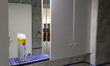 Se vende hermoso departamento en edificio recién remodelado.
