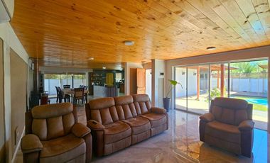Parcela Linares, Yerbas Buenas / 2 casas, Piscina y Quincho