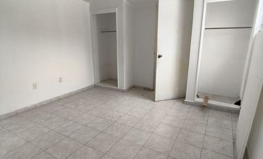 VENTA DE CASA EN VALLE DORADO PARA REMODELAR