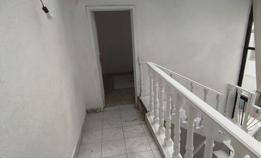 VENTA DE CASA EN VALLE DORADO PARA REMODELAR