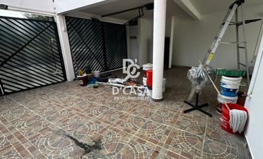 SE VENDE CASA EN LA MISIÓN