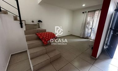 SE VENDE CASA EN LA MISIÓN