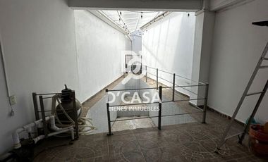 SE VENDE CASA EN LA MISIÓN