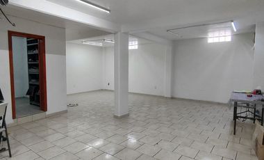 CASA SOLA USO DE  SUELO COMERCIAL EN VENTA 3 AUTOS MOCTEZUMA 2DA SECCIÓN