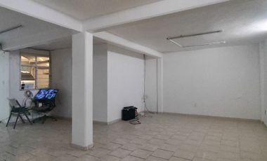 CASA SOLA USO DE  SUELO COMERCIAL EN VENTA 3 AUTOS MOCTEZUMA 2DA SECCIÓN