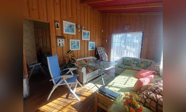 CASA CON VISTA AL MAR - EL CANELO, ALGARROBO.