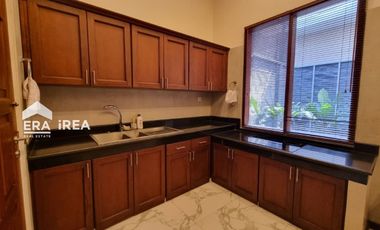 RUMAH MEWAH DIJUAL DI SOLO DEKAT SOLO GRAND MALL