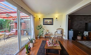SE VENDE CASA EN PASAJE CERRADO - SECTOR FALDEOS DE CURAUMA