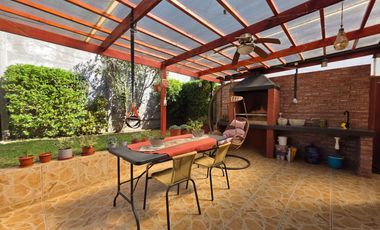 SE VENDE CASA EN PASAJE CERRADO - SECTOR FALDEOS DE CURAUMA