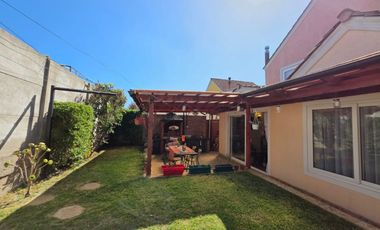 SE VENDE CASA EN PASAJE CERRADO - SECTOR FALDEOS DE CURAUMA