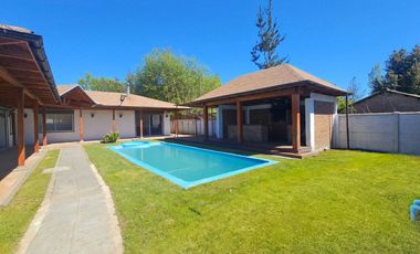 Parcela Linares, Yerbas Buenas / 2 casas, Piscina y Quincho
