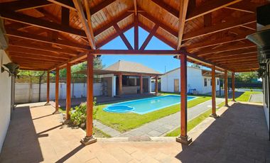 Parcela Linares, Yerbas Buenas / 2 casas, Piscina y Quincho