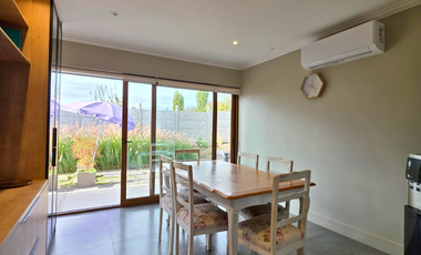 Venta de amplia casa mediterránea de 5 dormitorios y 4 baños en Condominio Los Placeres, San Felipe