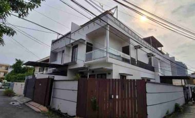 Rumah Huk Green Ville Jakarta Barat  LT 174m² Siap Huni Strategis